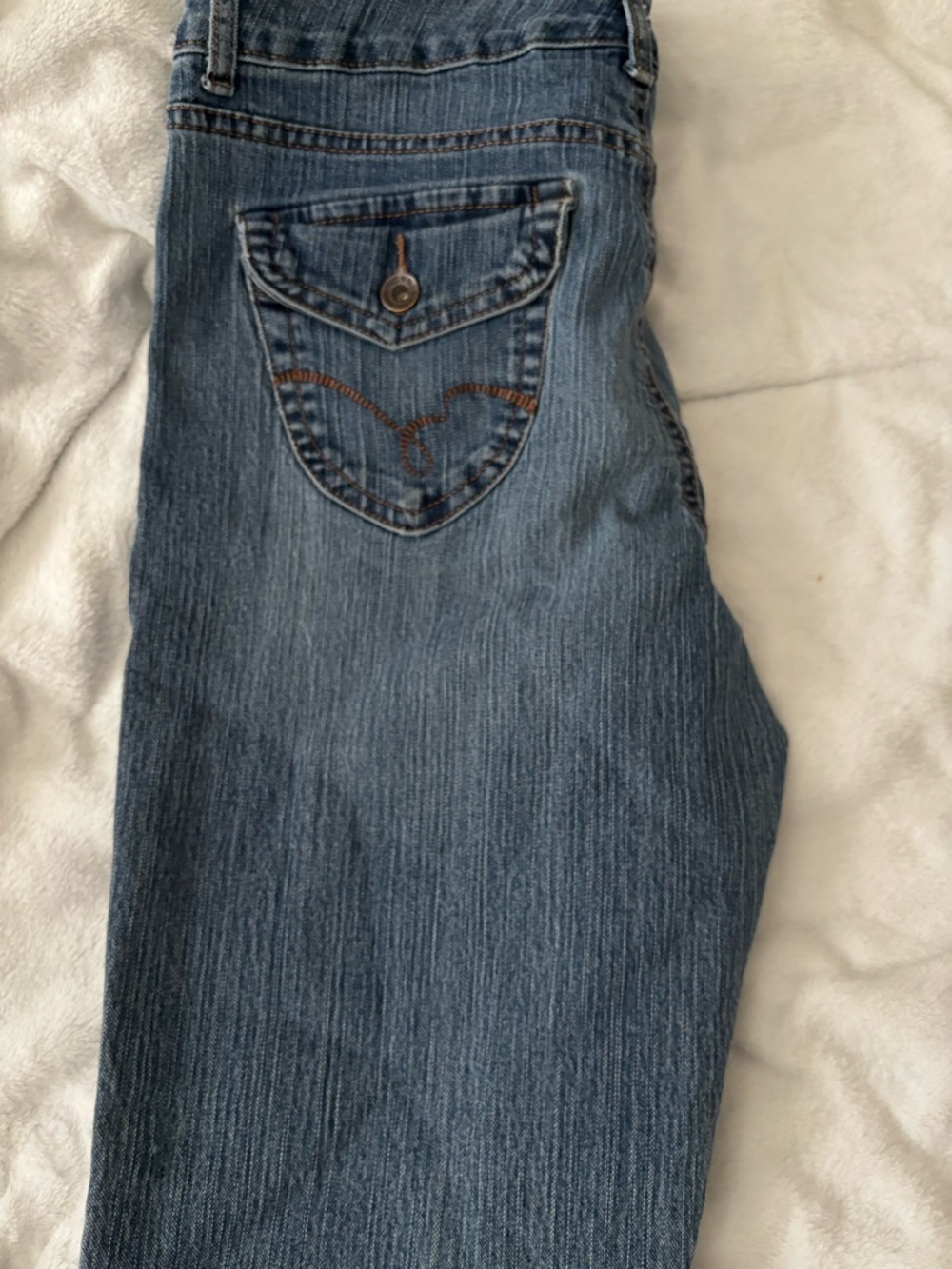 Bandolino Arianna Jeans - Picture 2 of 3